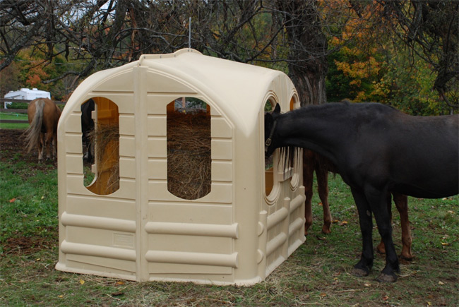 horse-feeder